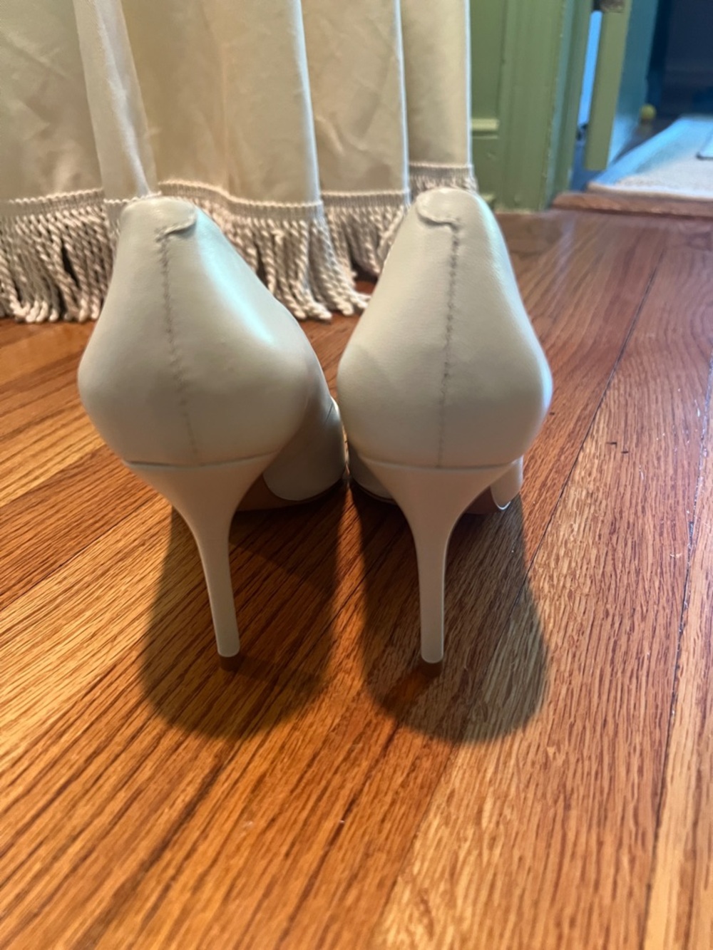 SCHUTZ Ivory Pointed Toe Leather Stiletto Pumps - Picture 3 of 6